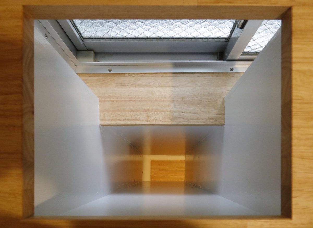 洗濯物シューター（2階）